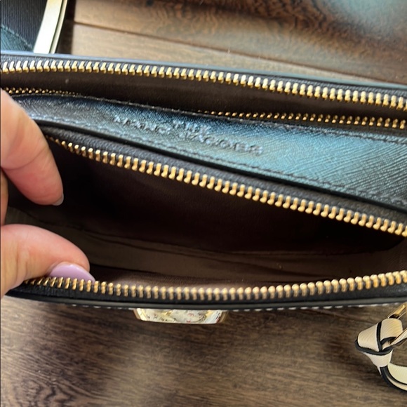 Marc Jacobs Cream and Black Crossbody Bag - Picture 6 of 6